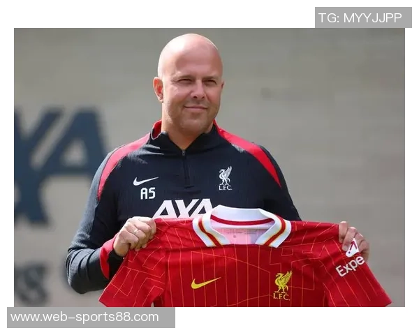 斯洛特坦言球迷对其足球风格的不满超越了成绩与排名的困扰 斯洛特坦言球迷对其足球风格的不满超越了成绩与排名的困扰