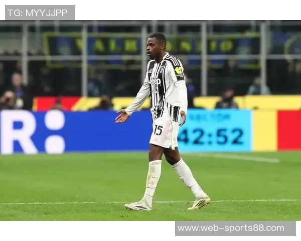 卡卢卢谈球队状态:快乐踢球更强大不愿与过去比较 卡卢卢谈球队状态:快乐踢球更强大不愿与过去比较